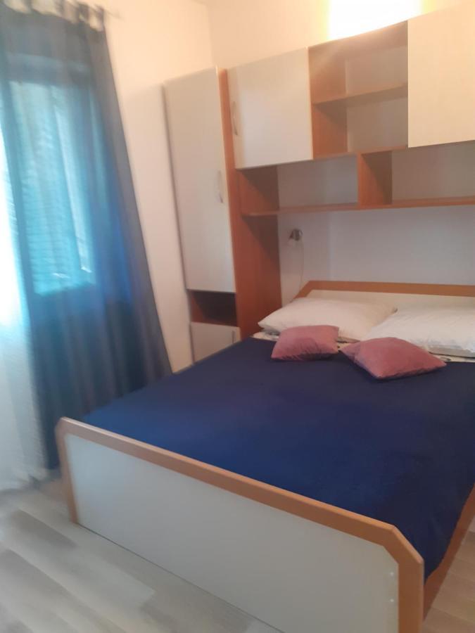 Filip 2 Hotel Biograd Na Moru Exterior photo